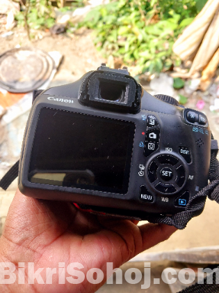 Canon 1100d 18-55mm lens